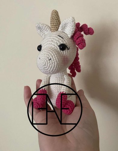 SÜTI AZ UNIKORNIS - horgolásminta