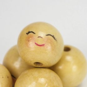 Fagolyó festett arccal, mosolygó 20mm - 1db